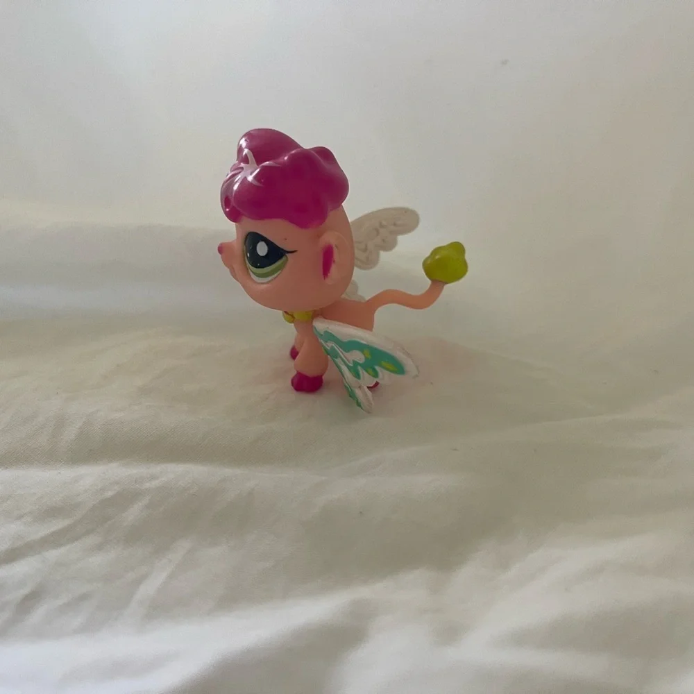Littlest Pet Shop FAIRY #2706 - Authentic